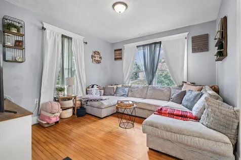 25 Wentworth Street Plymouth NH 03264