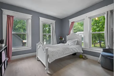 25 Wentworth Street Plymouth NH 03264