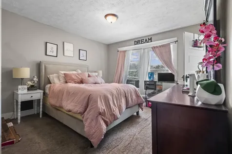 25 Wentworth Street Plymouth NH 03264