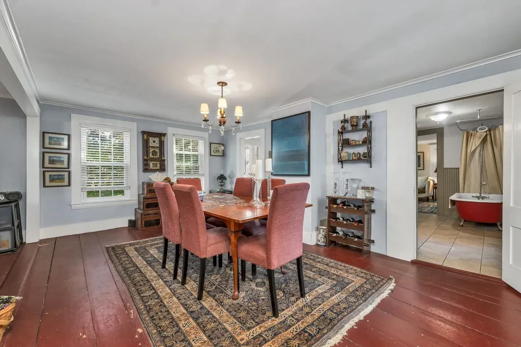 108 Center Street Wolfeboro NH 03894