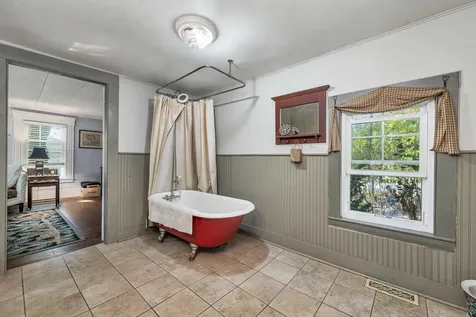 108 Center Street Wolfeboro NH 03894