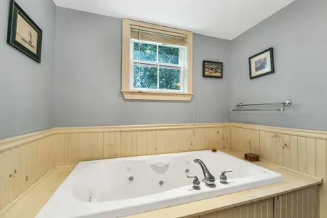 108 Center Street Wolfeboro NH 03894