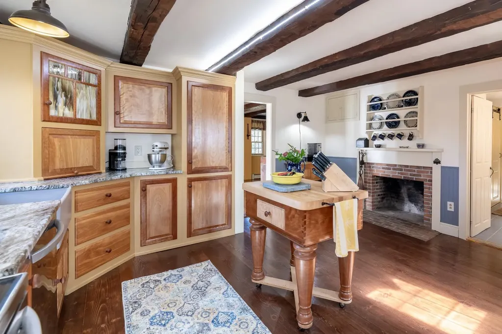 66 Bean Hill Road Belmont NH 03220