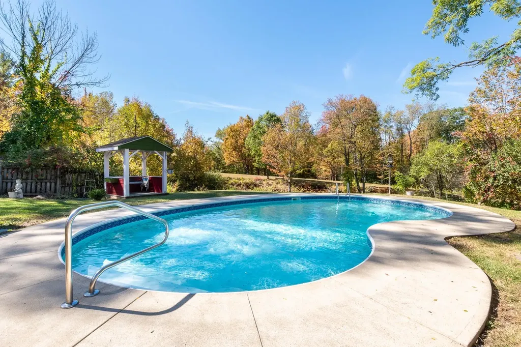 66 Bean Hill Road Belmont NH 03220