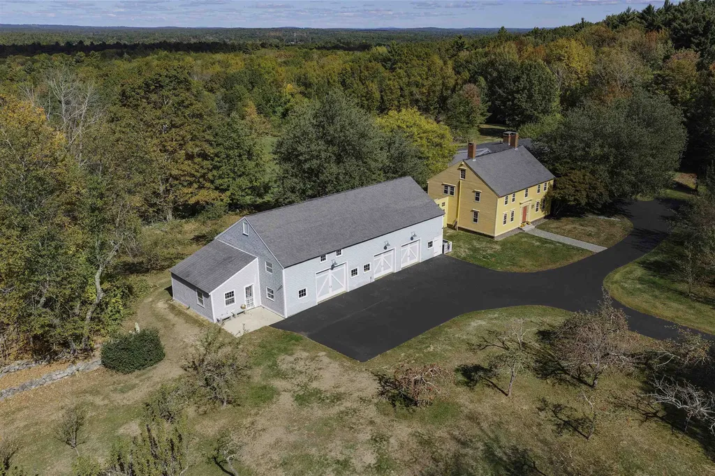 70 Sandown Road Danville NH 03819