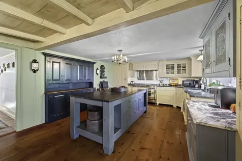 70 Sandown Road Danville NH 03819