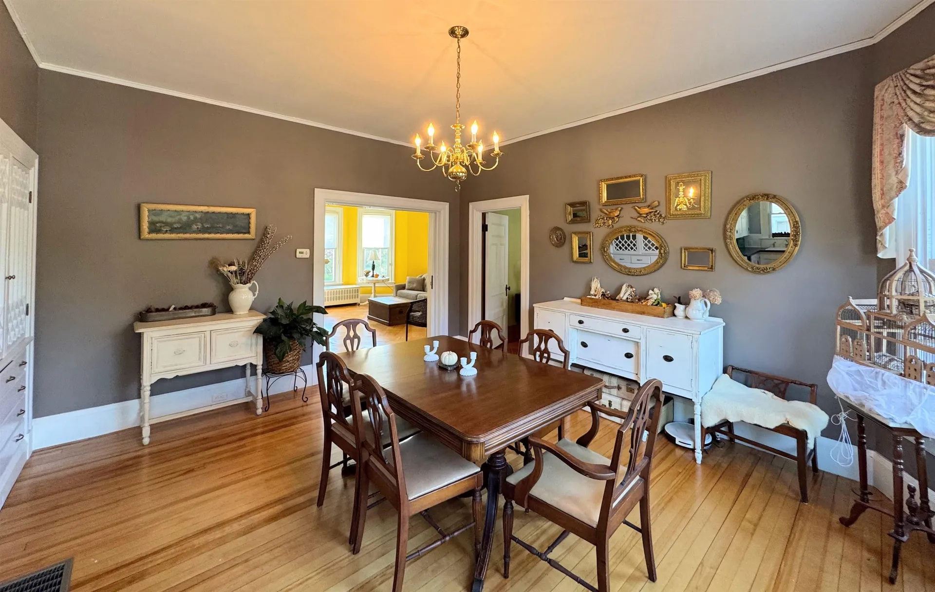 887 Chestnut Street Manchester NH 03104