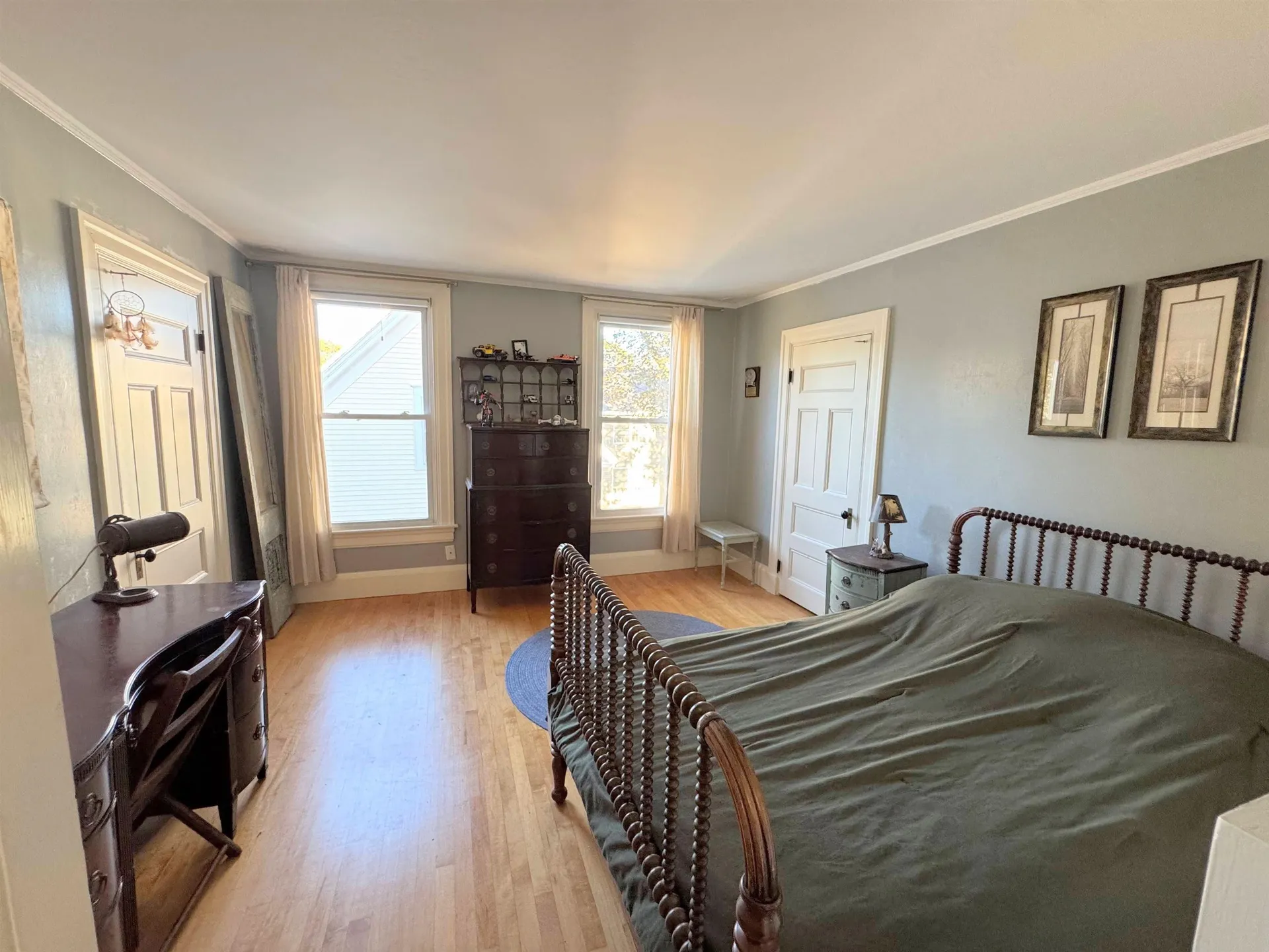 887 Chestnut Street Manchester NH 03104