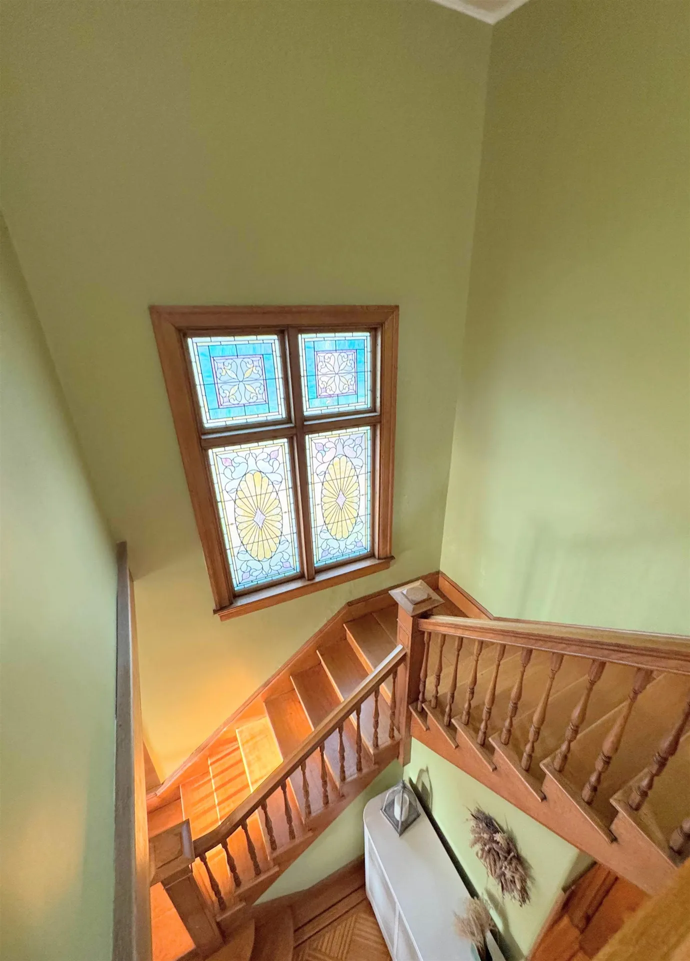 887 Chestnut Street Manchester NH 03104