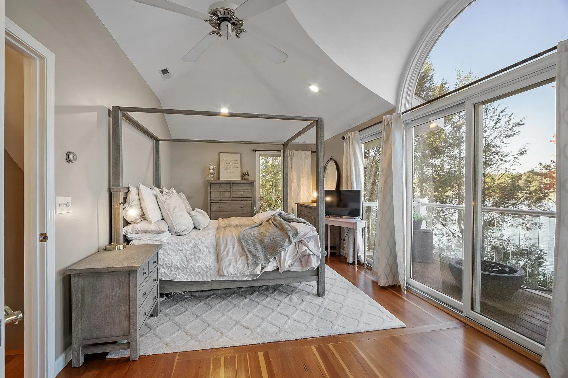 50 Turtle Rock Road Windham NH 03087