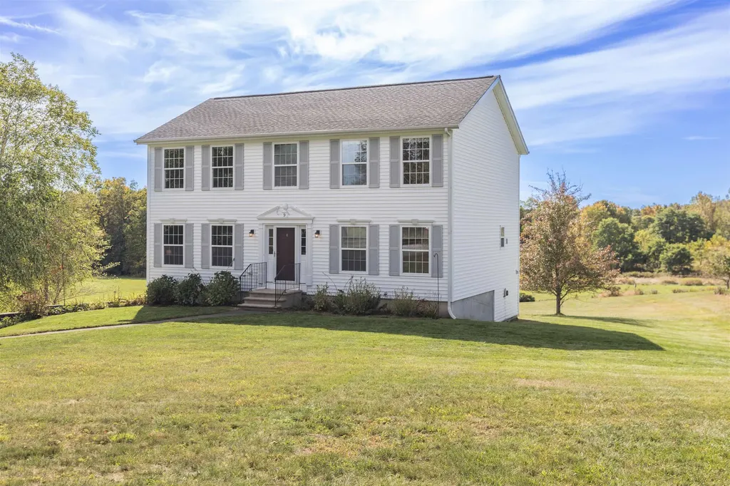 9 Seaborne Drive Dover NH 03820