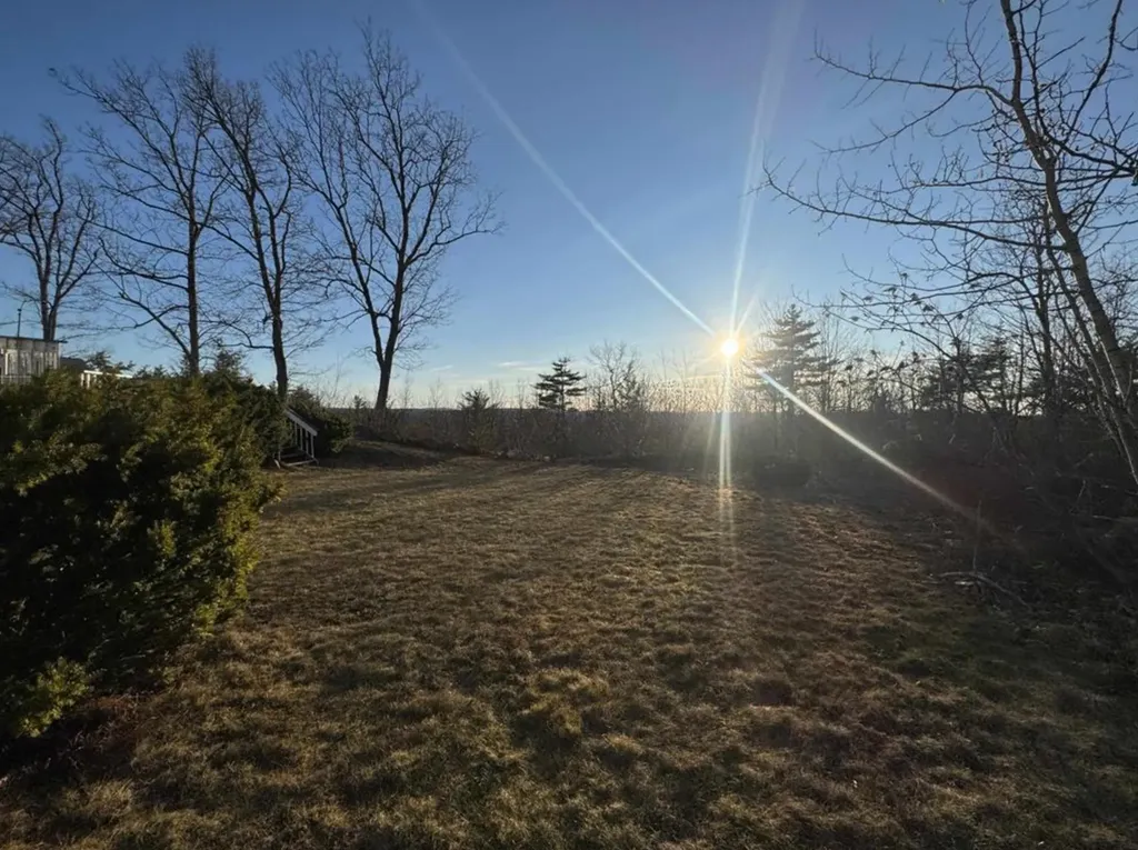 8 Colburn Road Brookline NH 03033