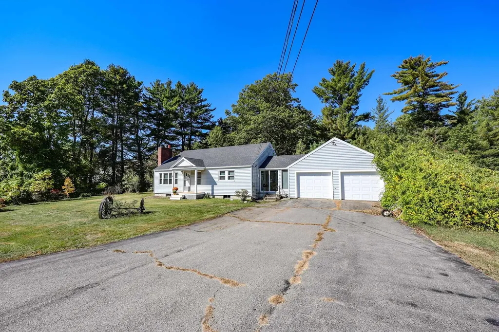 45 Cushing Boulevard Rochester NH 03867