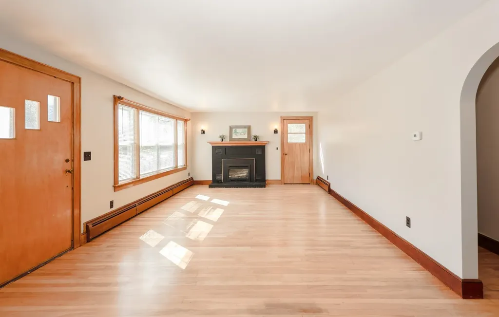 45 Cushing Boulevard Rochester NH 03867