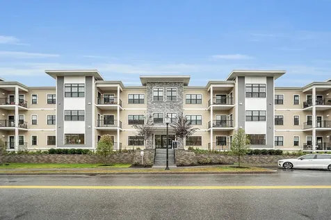 55 Pointe Place Dover NH 03820