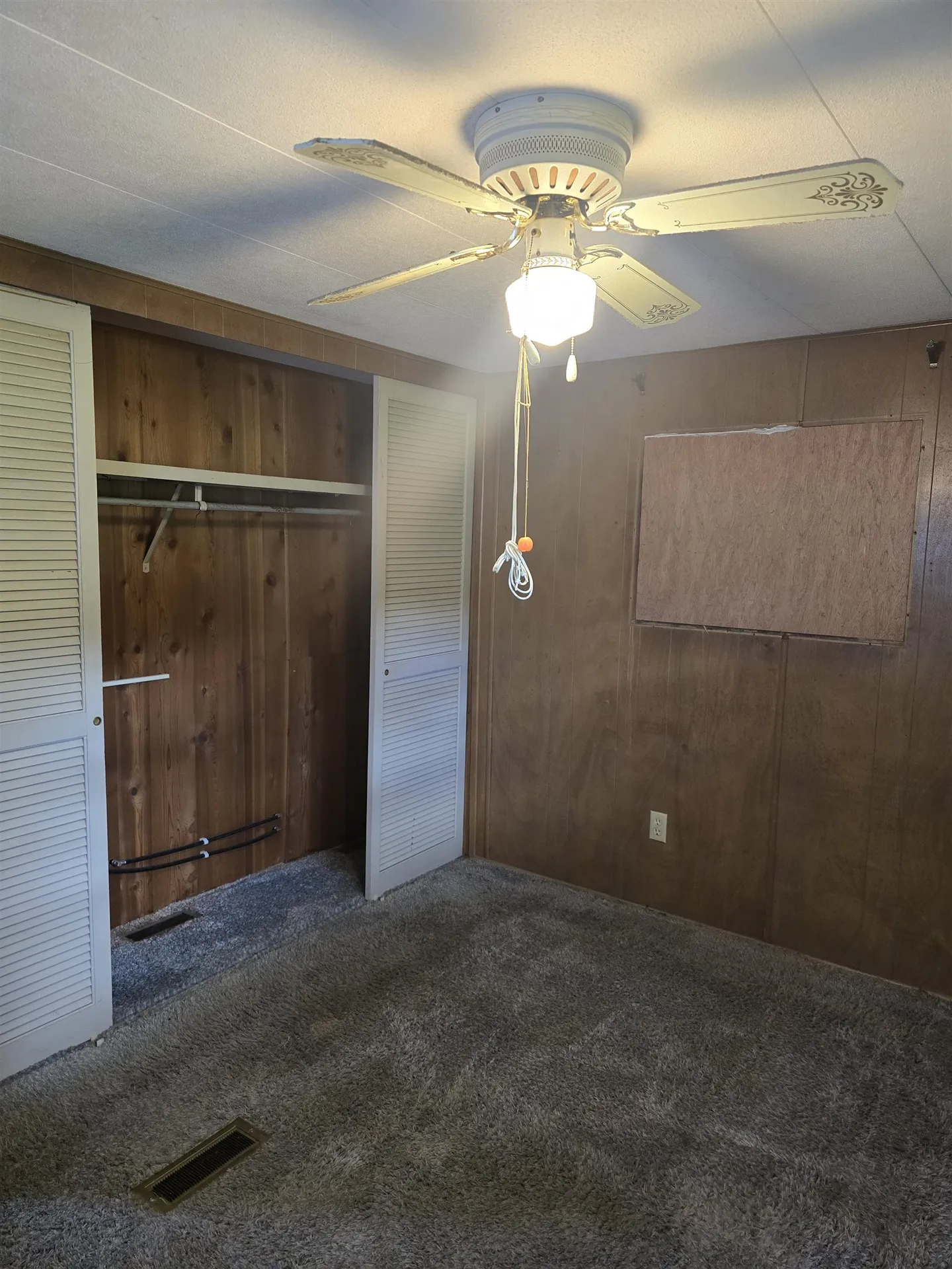 2 Crown Point Drive Charlestown NH 03603