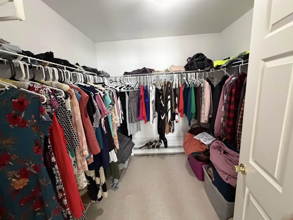 64 Osgood Road Kensington NH 03833