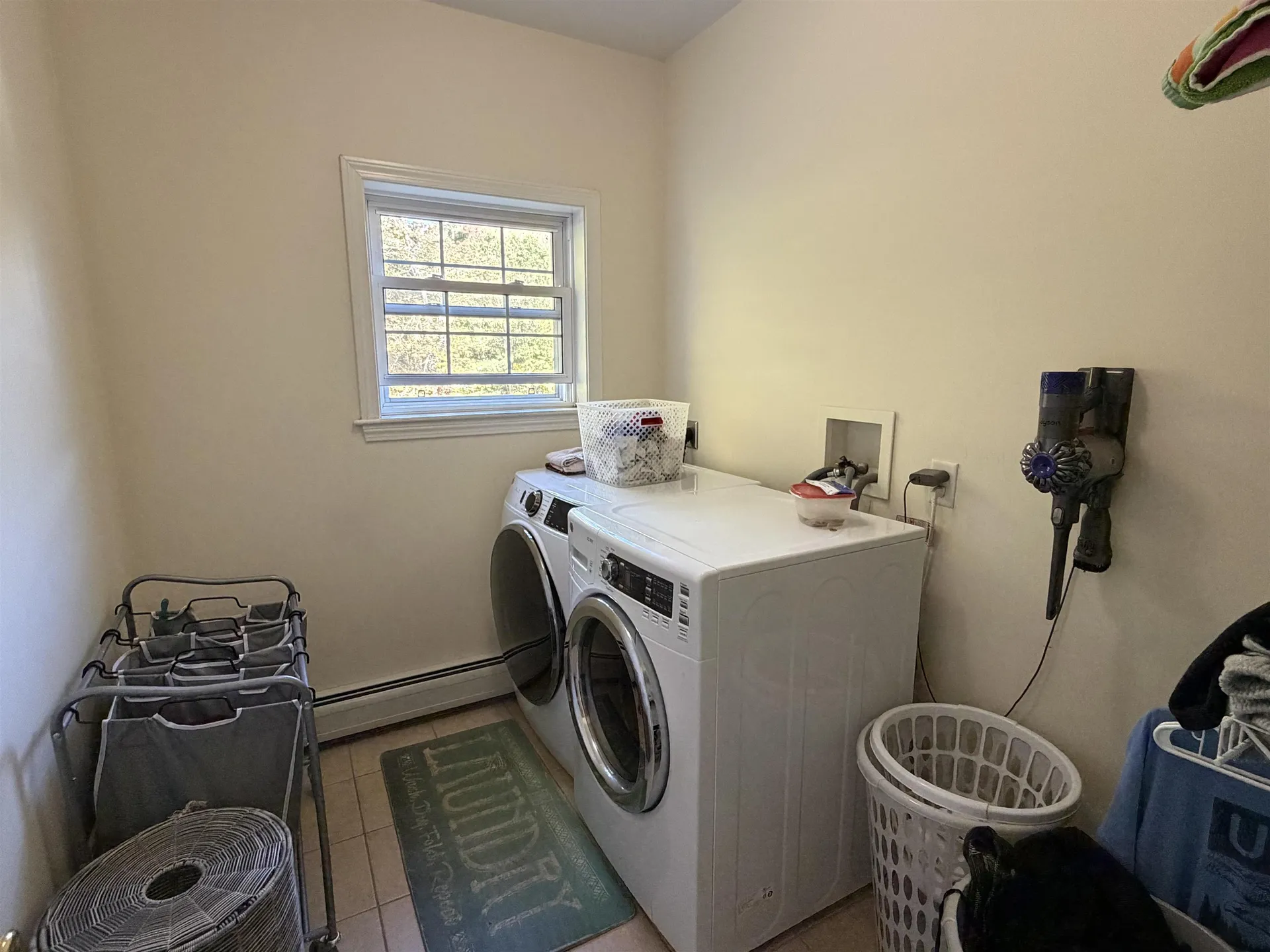 64 Osgood Road Kensington NH 03833