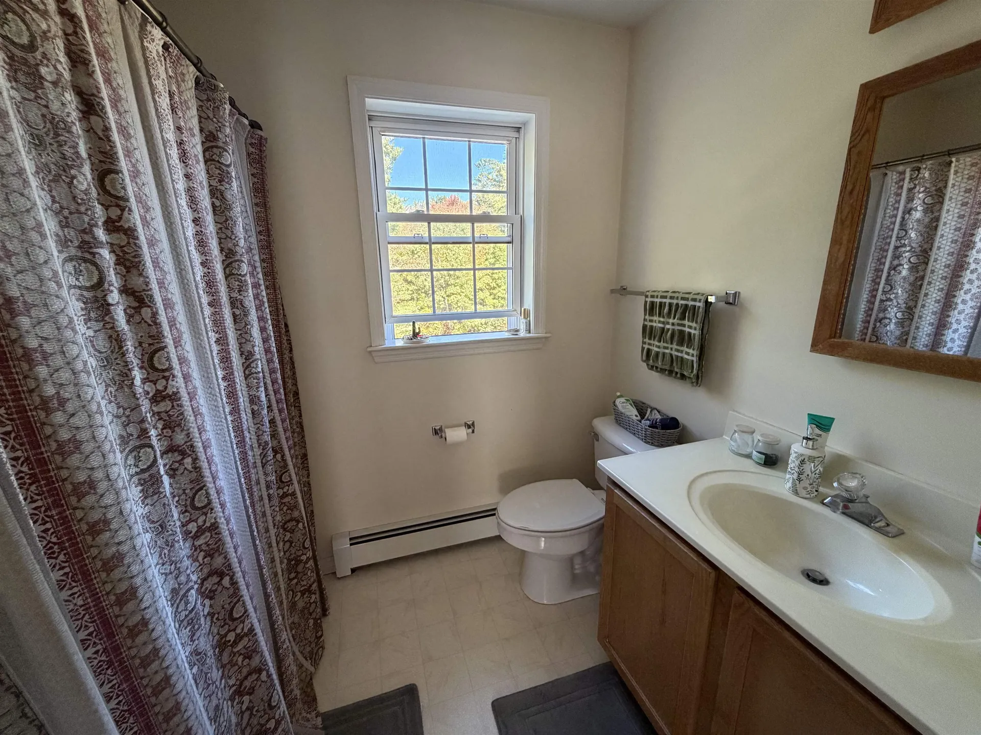 64 Osgood Road Kensington NH 03833