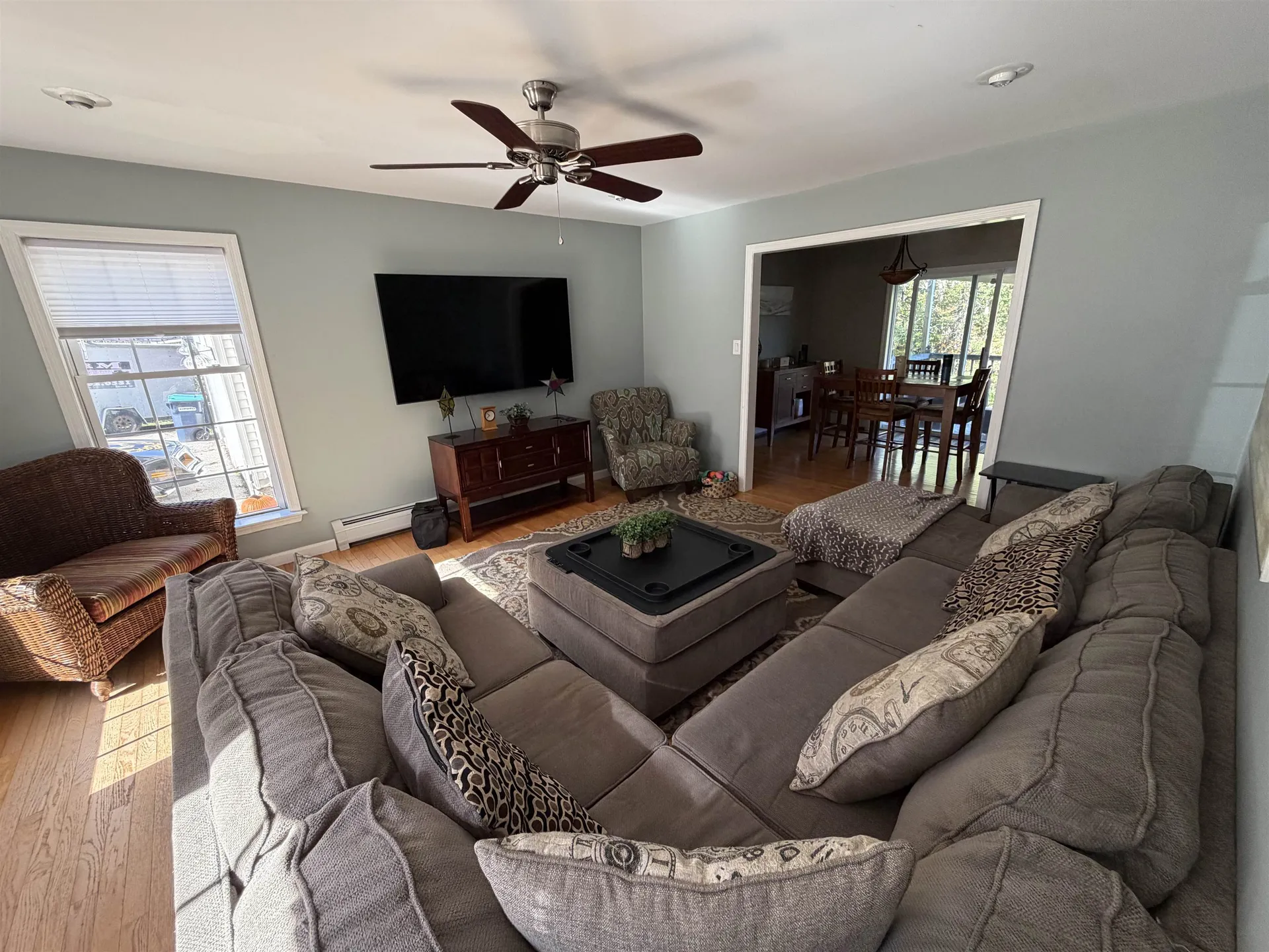 64 Osgood Road Kensington NH 03833