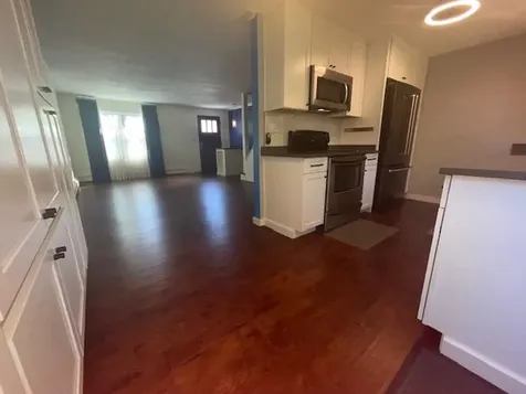 14 Eagle Drive Salem NH 03079-4316