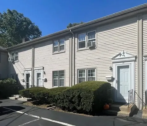 14 Eagle Drive Salem NH 03079-4316