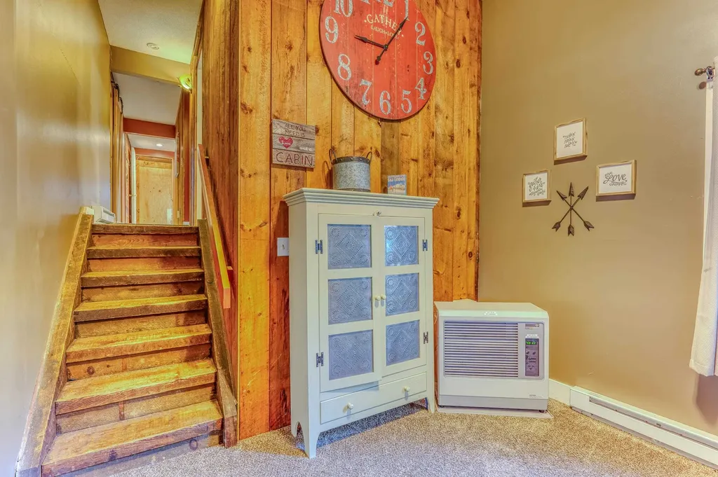 28-1 Condo Road Campton NH 03223