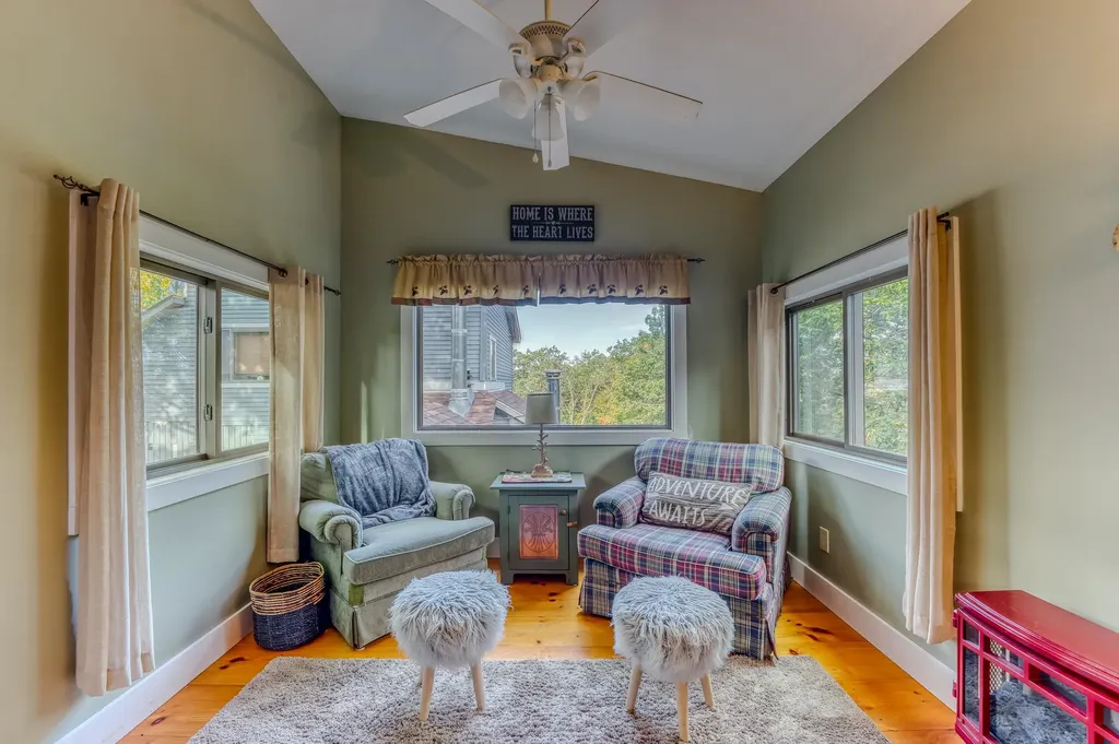 28-1 Condo Road Campton NH 03223