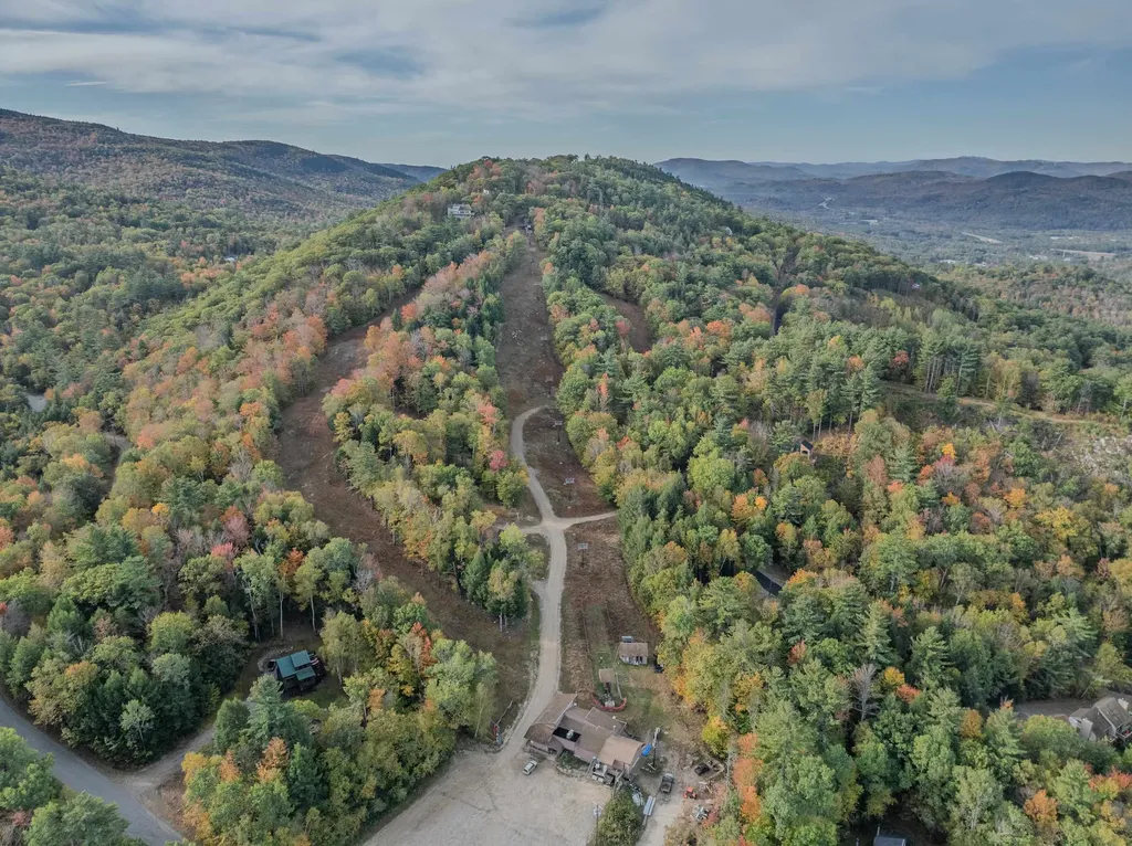 28-1 Condo Road Campton NH 03223