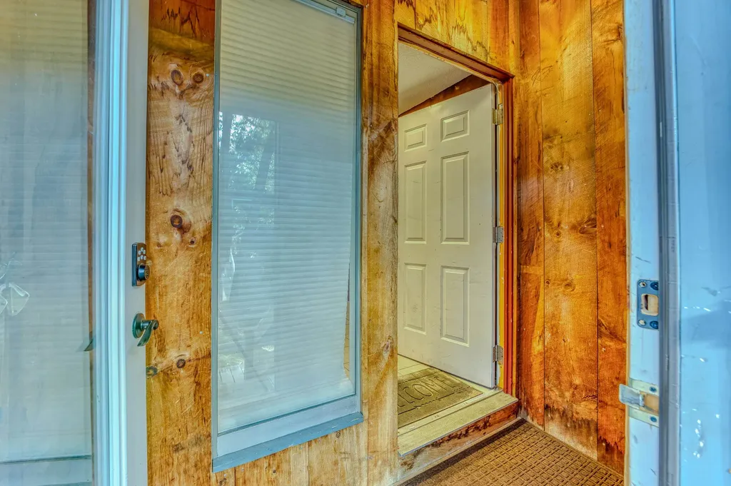 28-1 Condo Road Campton NH 03223