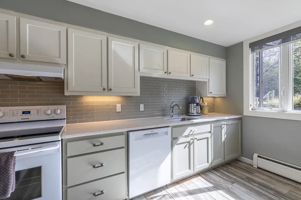 93 Blake Hill Road Woodstock VT 05091