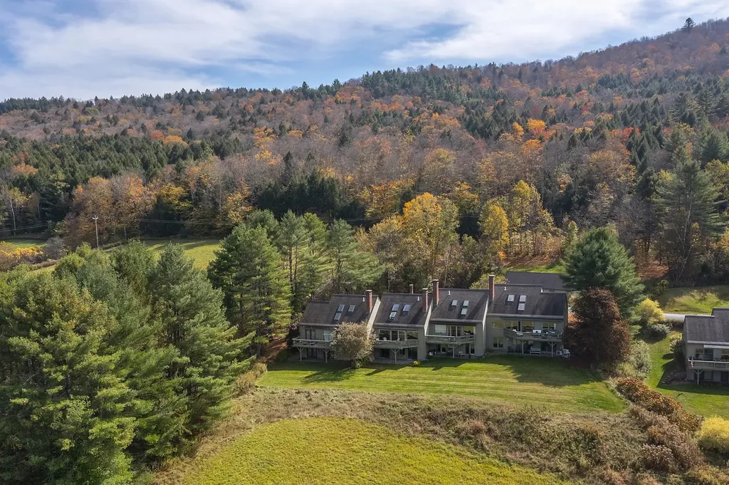 93 Blake Hill Road Woodstock VT 05091