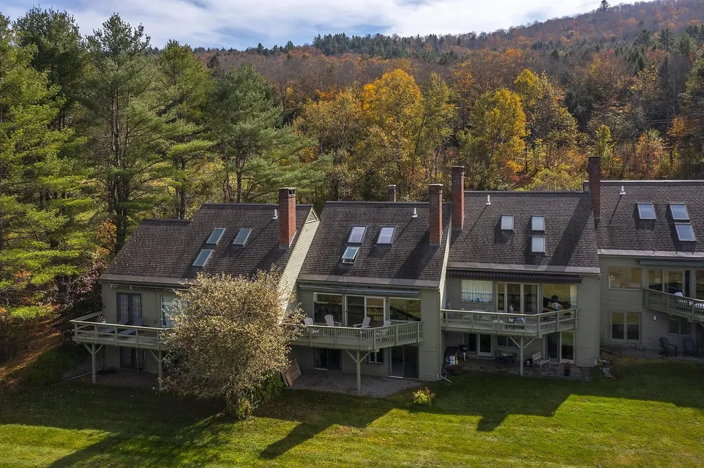 93 Blake Hill Road Woodstock VT 05091