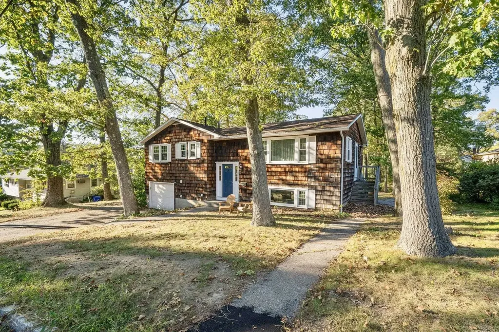 370 Sagamore Street Manchester NH 03104