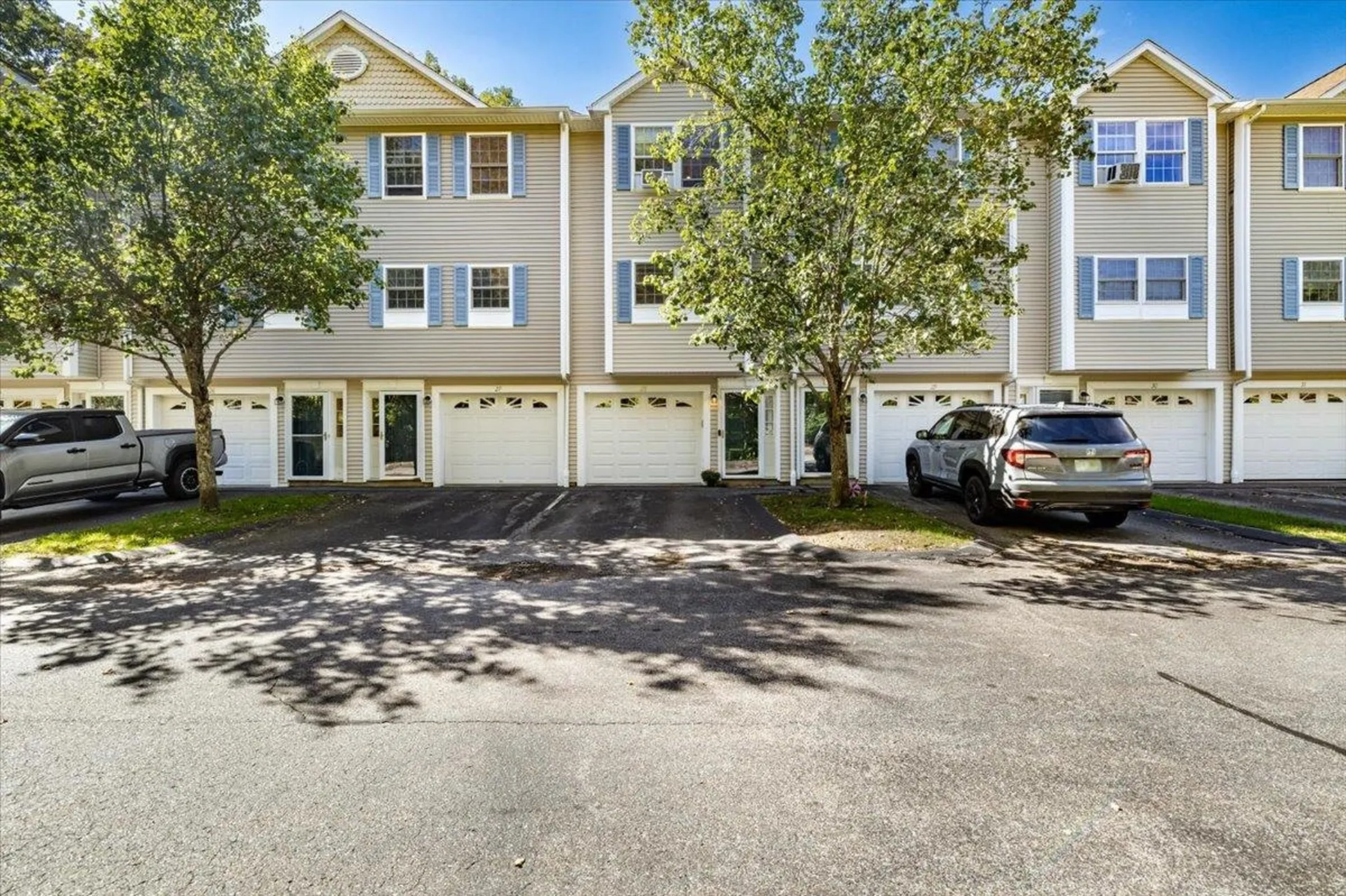 1029 S Mammoth Road Manchester NH 03109