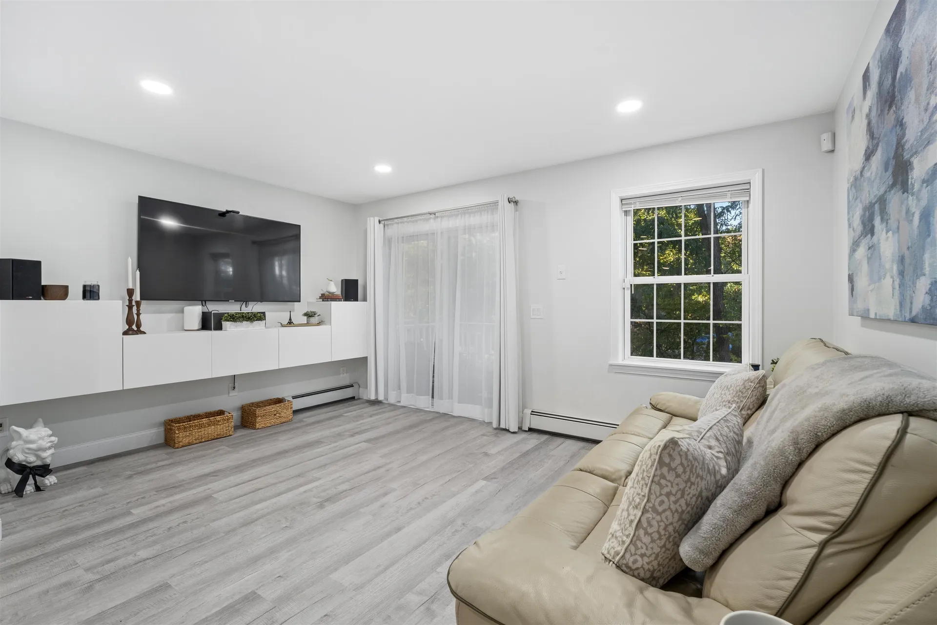 1029 S Mammoth Road Manchester NH 03109