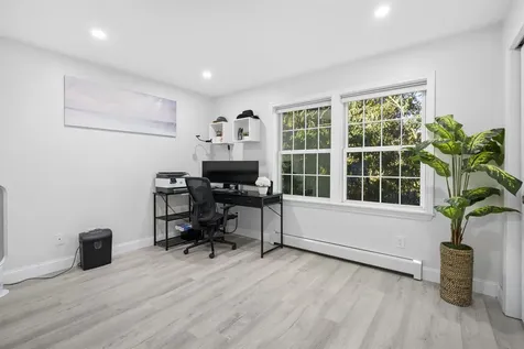 1029 S Mammoth Road Manchester NH 03109