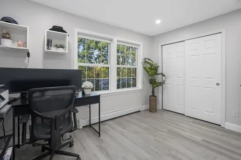 1029 S Mammoth Road Manchester NH 03109