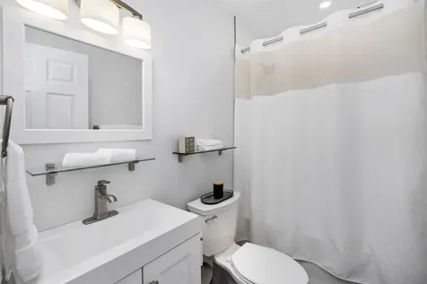 1029 S Mammoth Road Manchester NH 03109