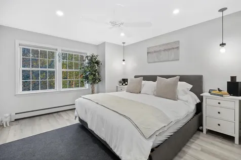 1029 S Mammoth Road Manchester NH 03109