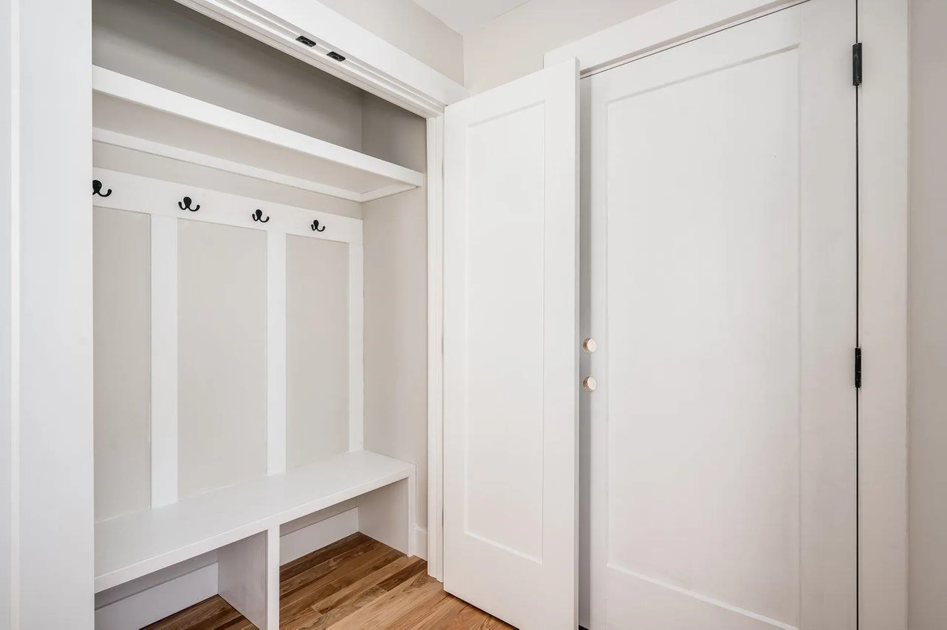 4243 Brown Avenue Manchester NH 03103