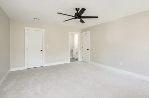 4243 Brown Avenue Manchester NH 03103