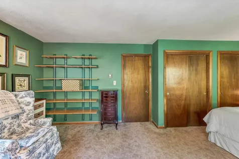 48 Londonderry Road Windham NH 03087