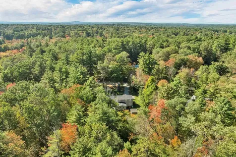 48 Londonderry Road Windham NH 03087