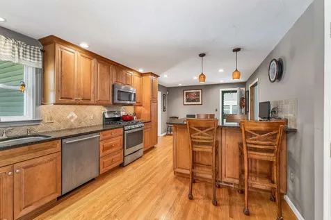 48 Londonderry Road Windham NH 03087