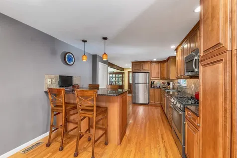 48 Londonderry Road Windham NH 03087