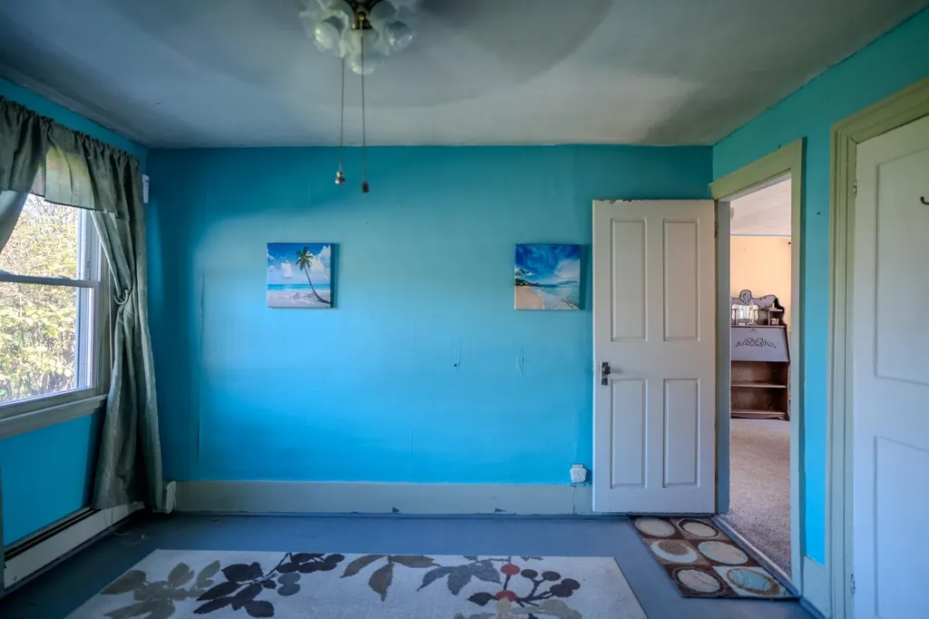 1536 Memorial Drive St. Johnsbury VT 05819