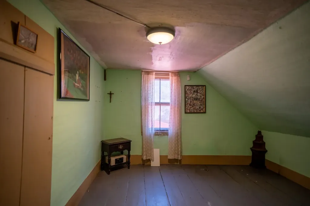 1536 Memorial Drive St. Johnsbury VT 05819