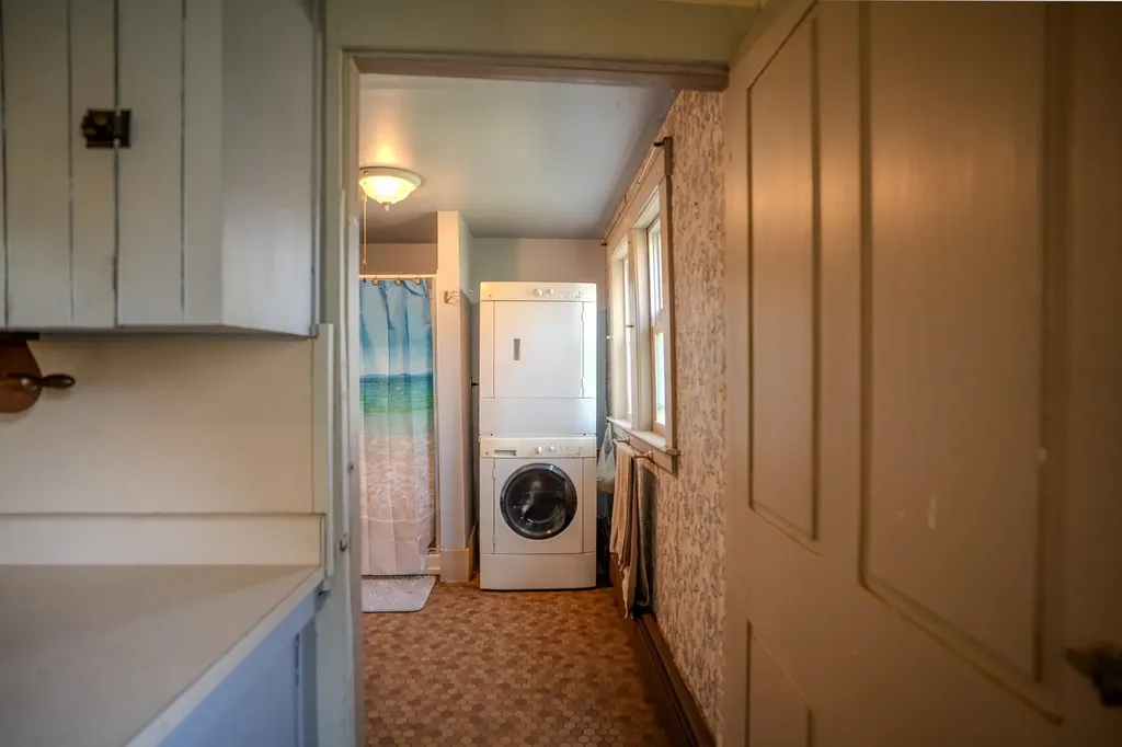 1536 Memorial Drive St. Johnsbury VT 05819