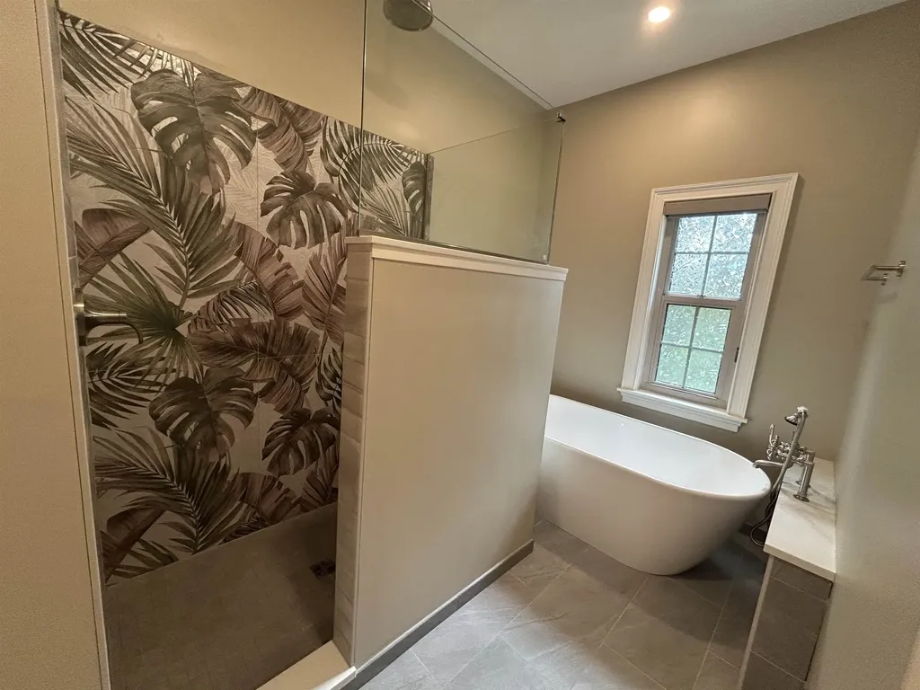 81 Front Street Exeter NH 03833